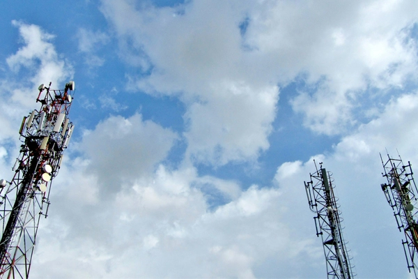 How Does a Telecommunication Tower Work?